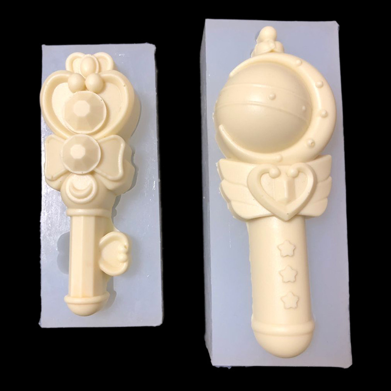 بحار القمر محول متنوعة ساكورا  - مراجعة Sailor Moon Wand وسعره