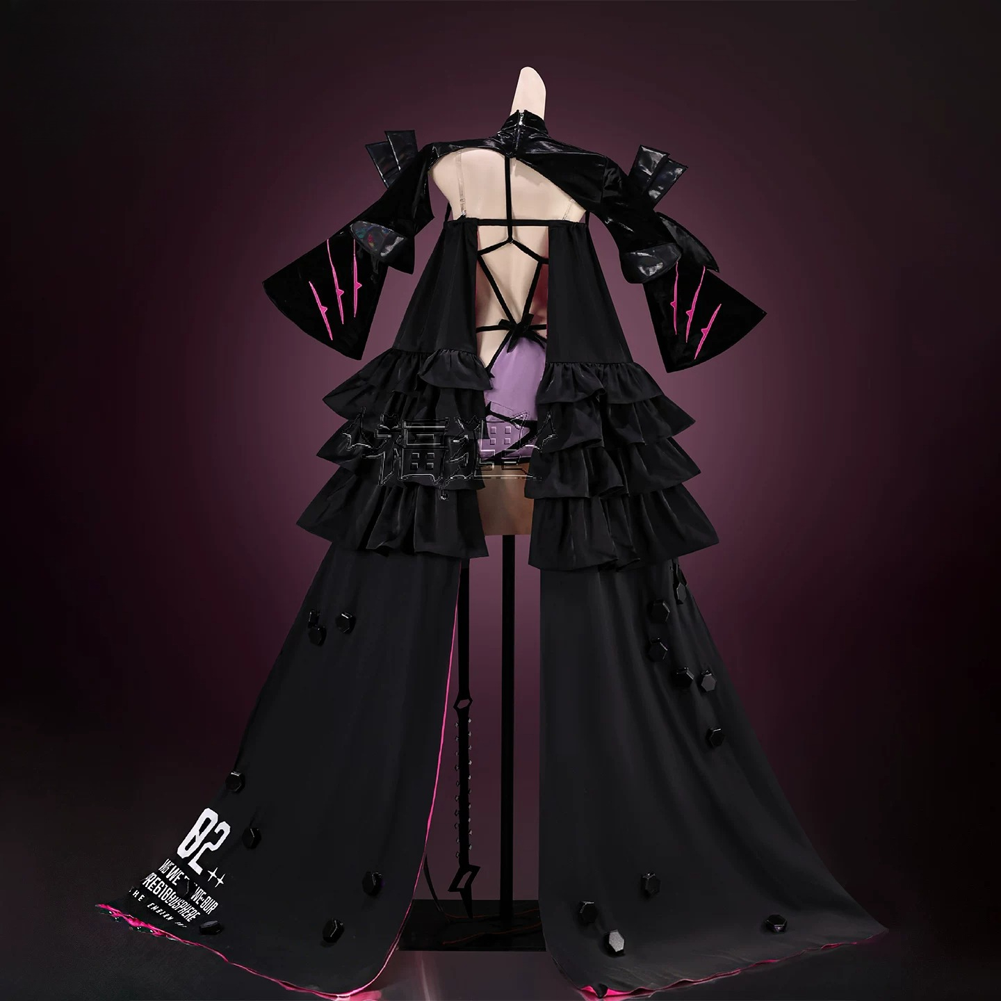 إلهة النصر موديرنيا زي كوسبلاي - مراجعة Anime Cosplay Outfit وسعره