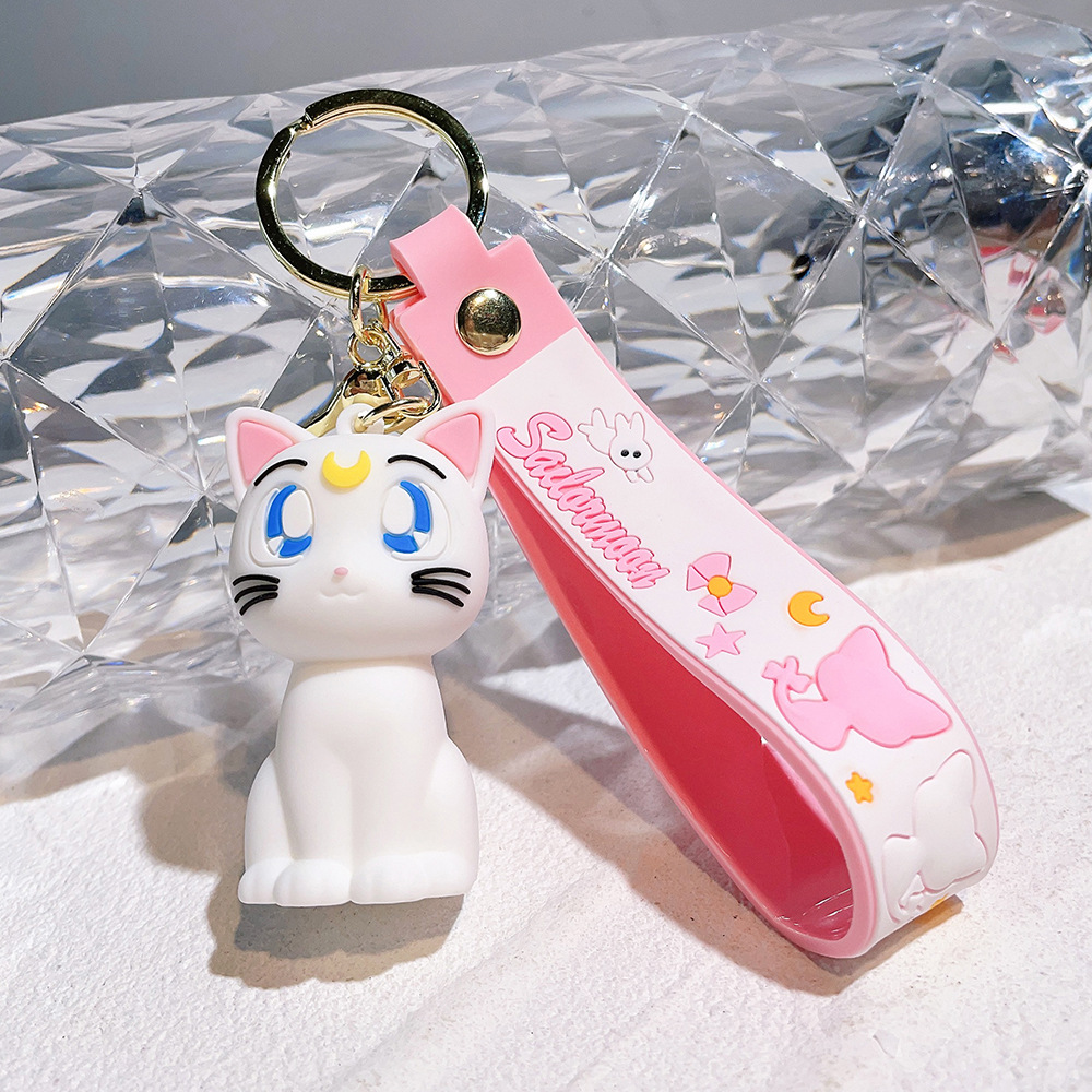 أنيمي بحار القمر المفاتيح الأز - مراجعة Sailor Moon Wand وسعره