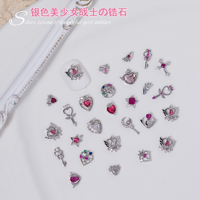 10 قطع متنوعة من زينة الأظافر  - مراجعة Sailor Moon Wand وسعره