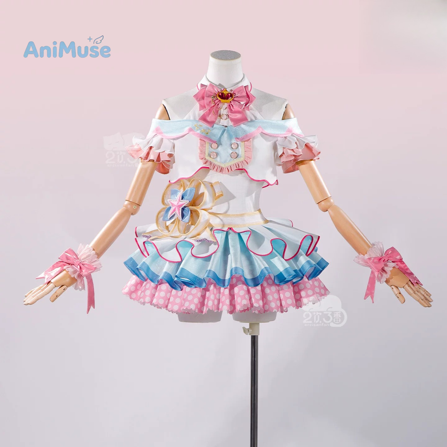 لوف لايف ميو إس ‌   بطاقة عيد  - مراجعة Anime Cosplay Live وسعره