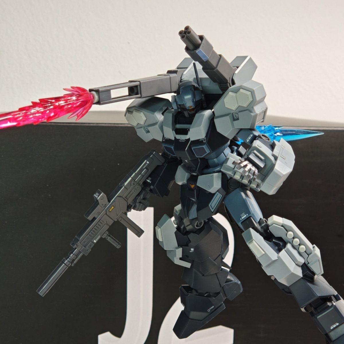 باوباو نموذج HG 1/144 الجمعية  - مراجعة Bandai Gundam Rg وسعره